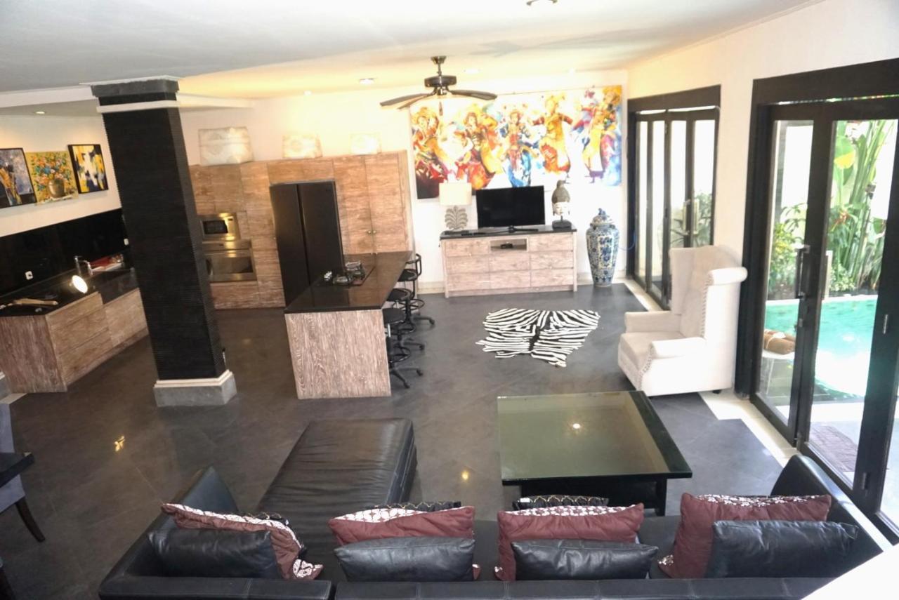 Villa Lingkar 89A Canggu Exteriör bild