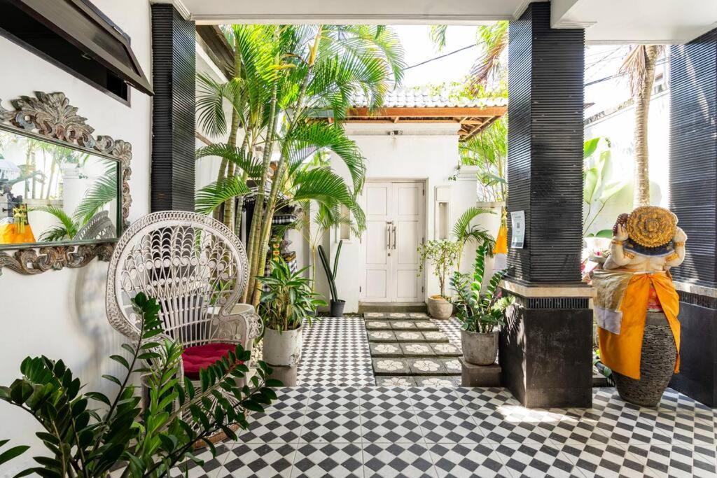 Villa Lingkar 89A Canggu Exteriör bild