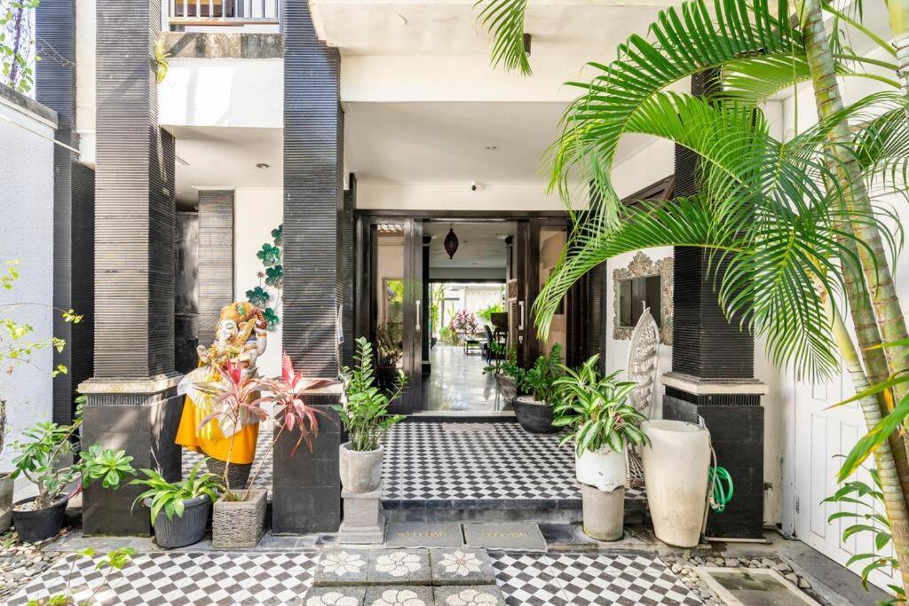 Villa Lingkar 89A Canggu Exteriör bild